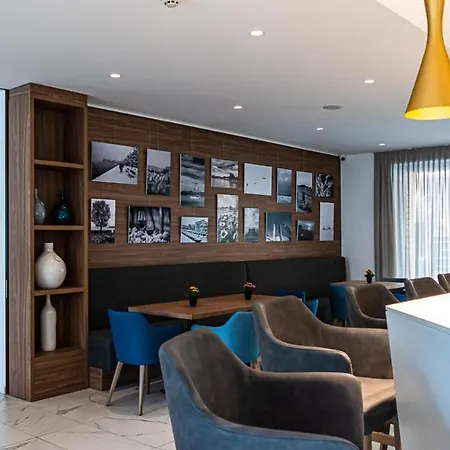 Solho Hotel